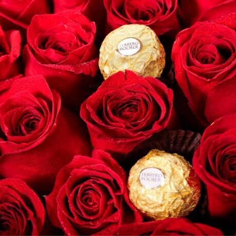 ROSAS Y CHOCOLATES